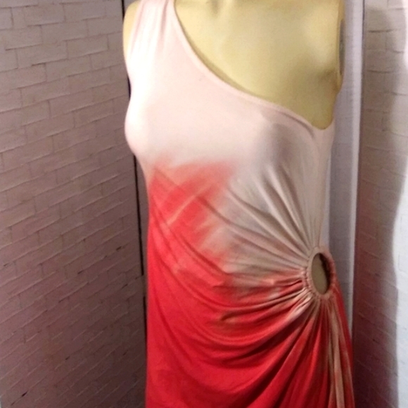 Dress - Picture 2 of 8